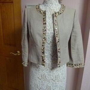 Flawless jacket BCBG beaded unique small tan cropped love this S (J23)